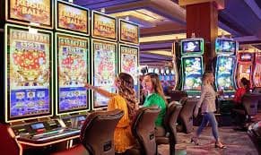 merahtoto slot promotion calendar showing Starlight Princess bonus weeks